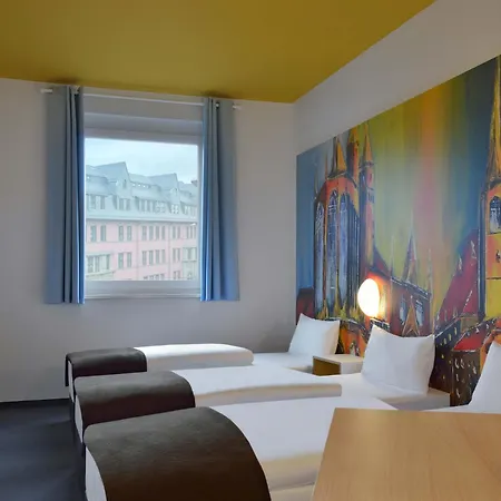 ホテル Erfurt-hbf 3*